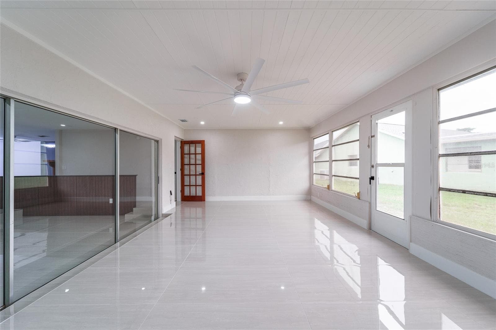 Single Family Residence at 1149 S CYPRESS POINT DR, VENICE, photo 44 of 88