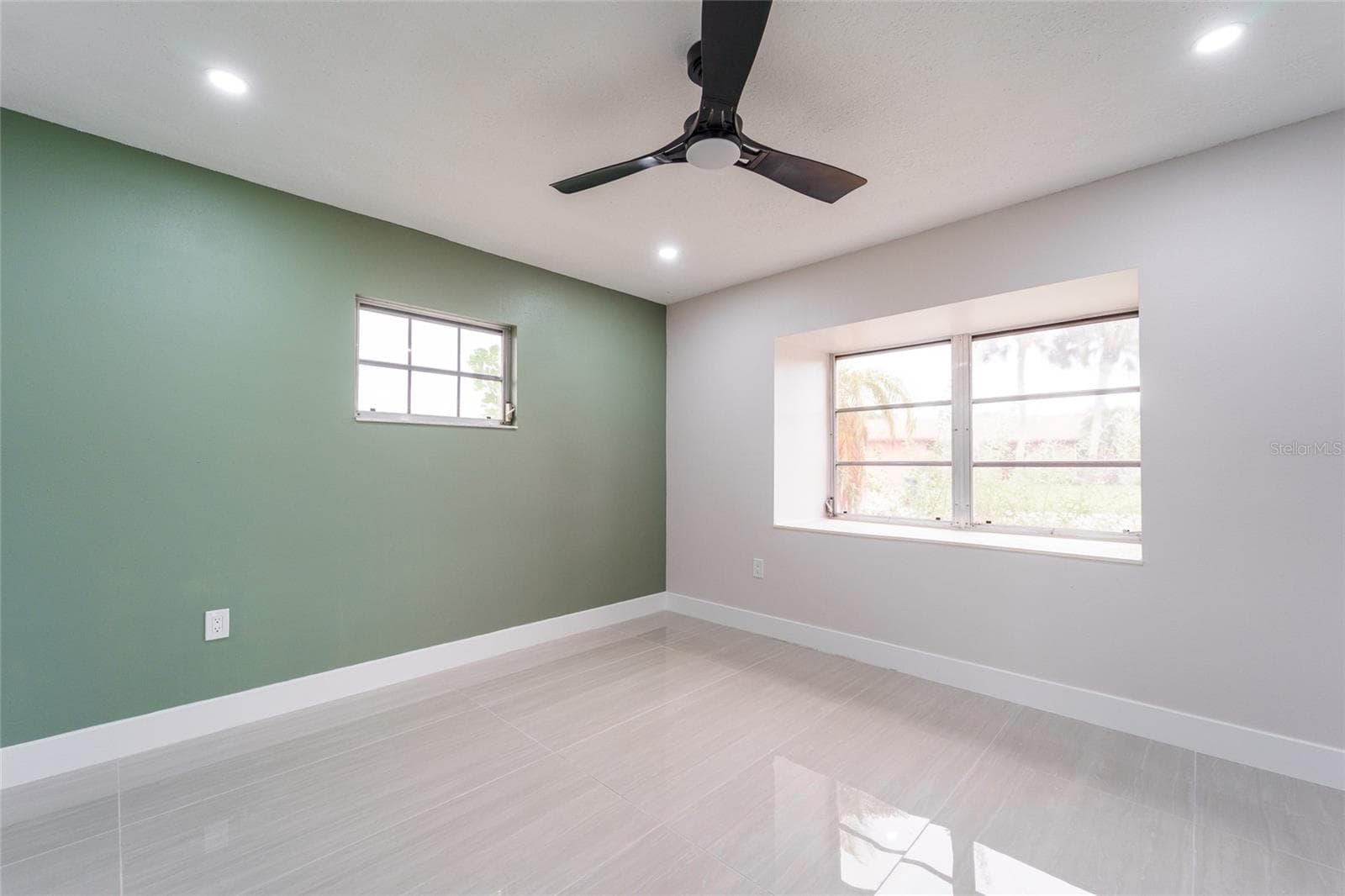 Single Family Residence at 1149 S CYPRESS POINT DR, VENICE, photo 68 of 88
