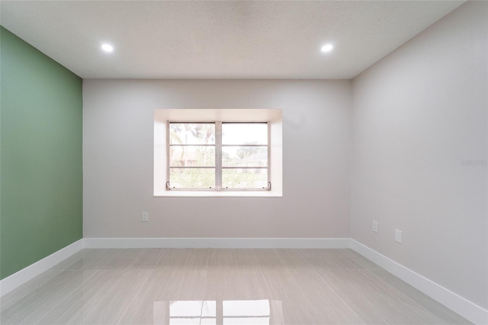 Single Family Residence at 1149 S CYPRESS POINT DR, VENICE, photo 72 of 88