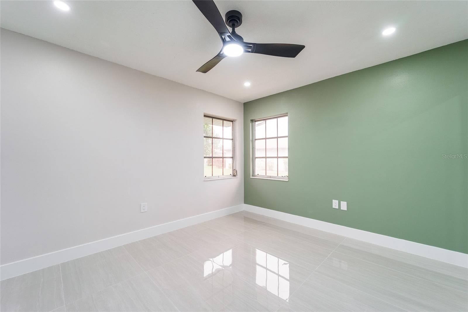 Single Family Residence at 1149 S CYPRESS POINT DR, VENICE, photo 74 of 88