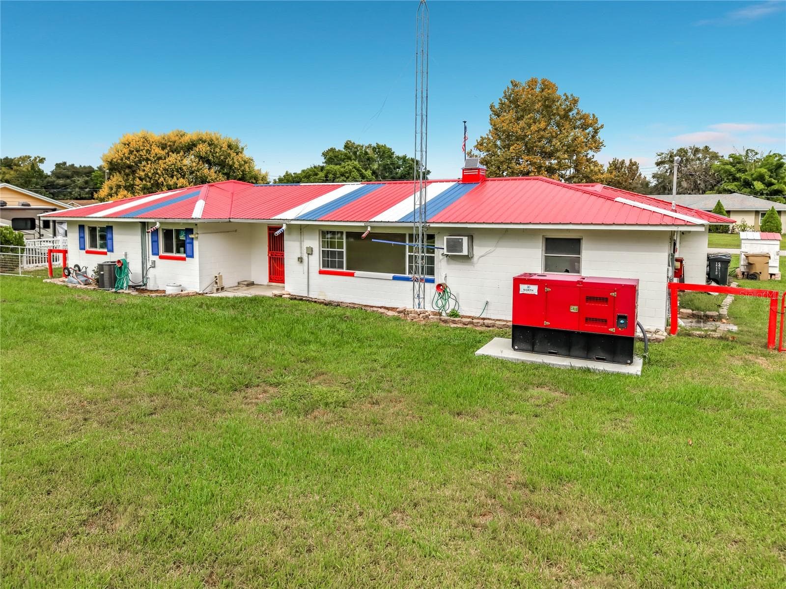 Whole House Diesel Generator... Light up the whole neighborhood - 15150 COLLEY DR, TAVARES