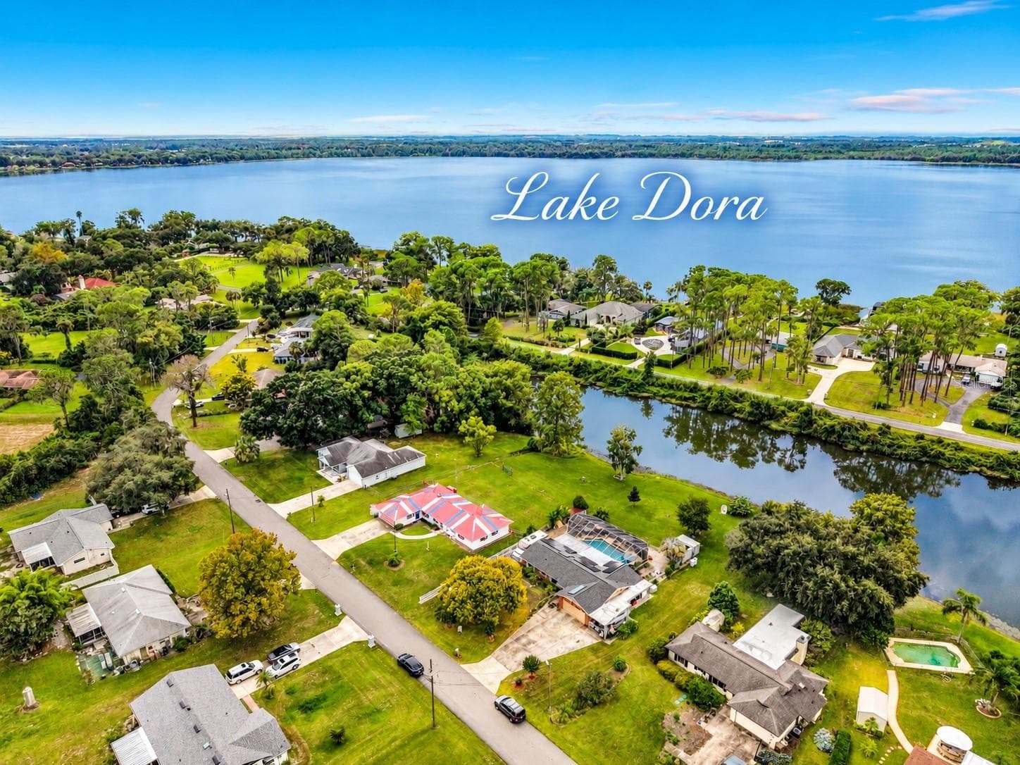 Lake Dora 2 miles from the Wooten Park Boat Ramp - 15150 COLLEY DR, TAVARES