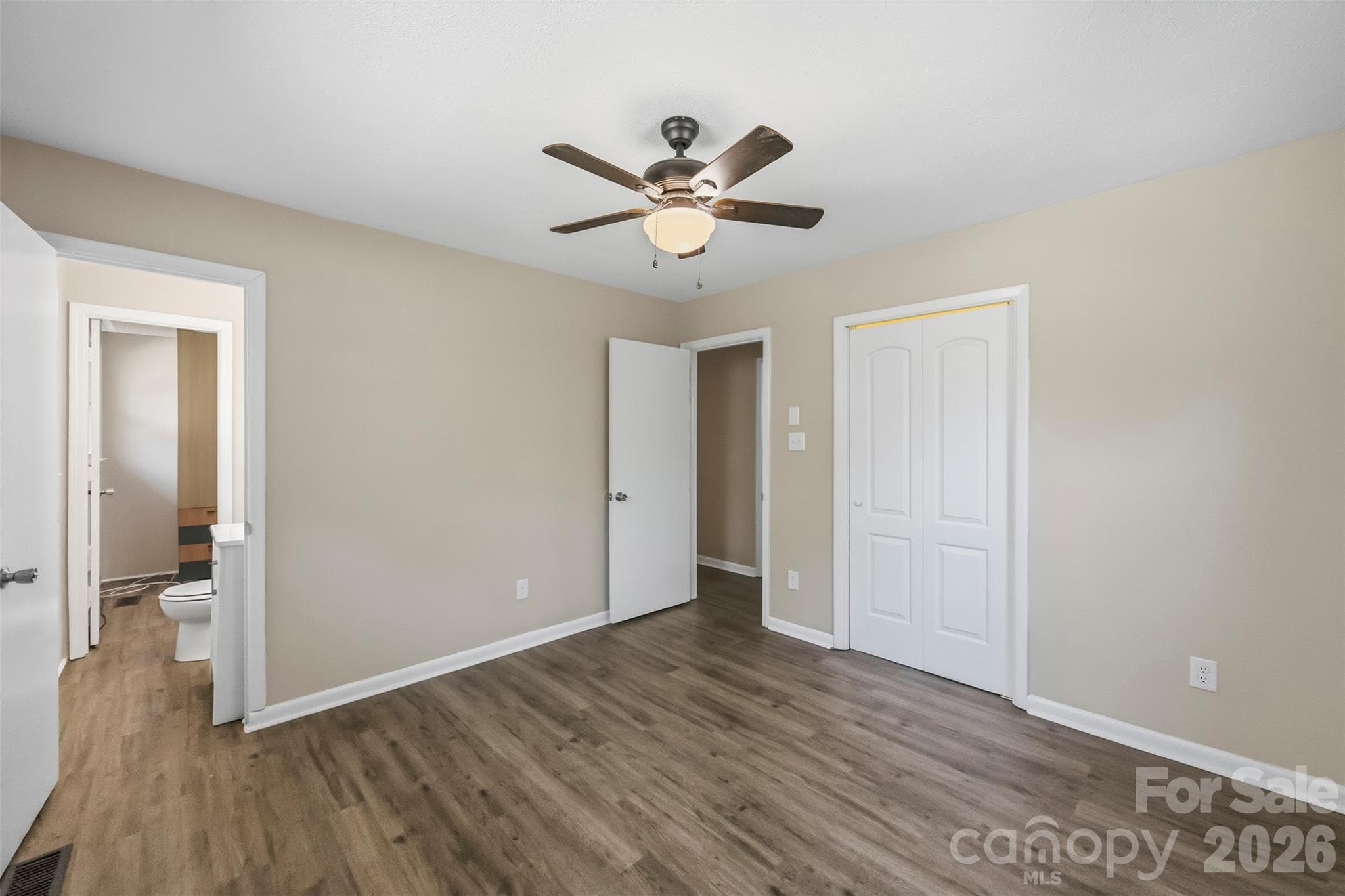 Single Family Residence at 125 Longfield Drive, Mooresville, photo 16 of 35