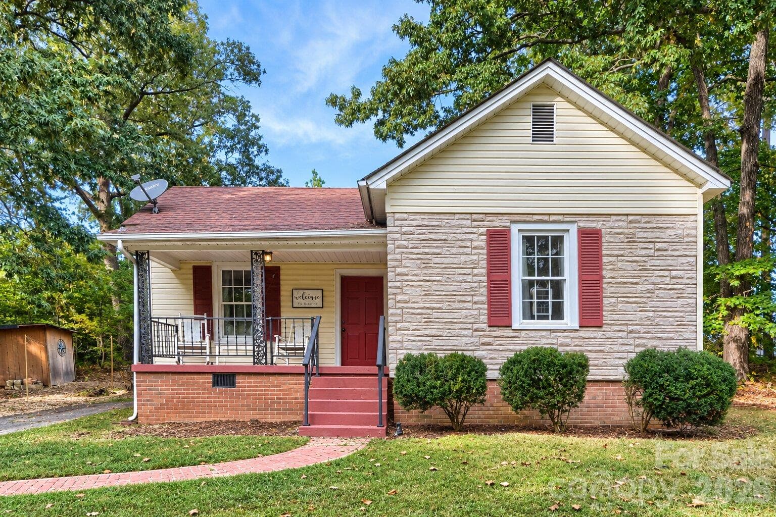 712 Baker Street