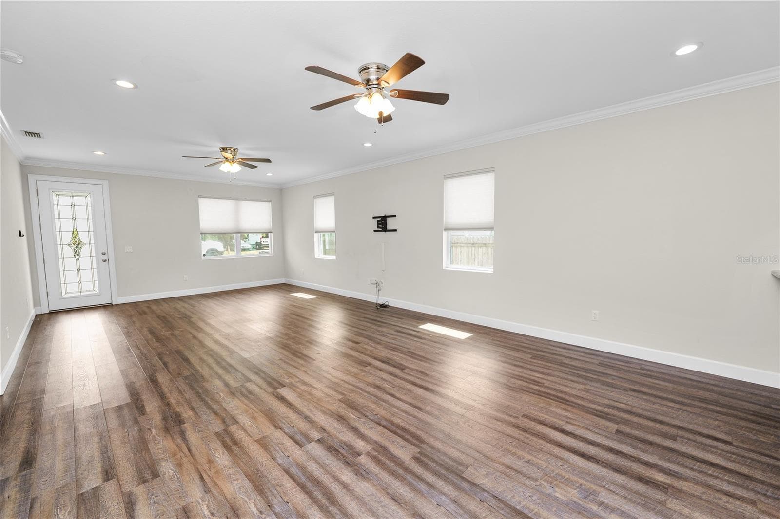 Single Family Residence at 3725 57TH AVE N, ST PETERSBURG, photo 3 of 31