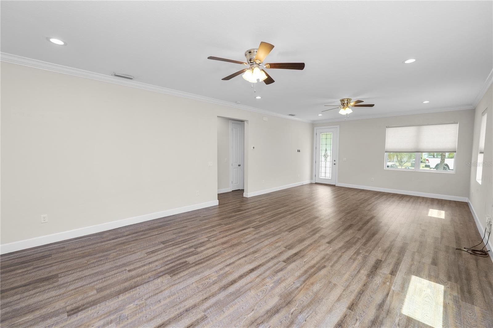 Single Family Residence at 3725 57TH AVE N, ST PETERSBURG, photo 5 of 31