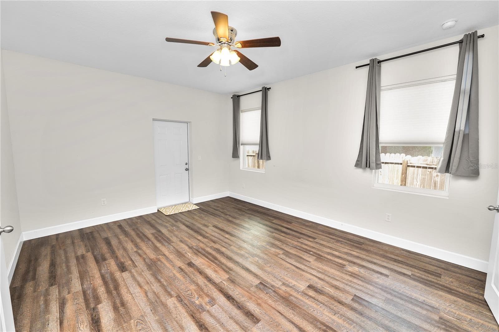 Single Family Residence at 3725 57TH AVE N, ST PETERSBURG, photo 23 of 31