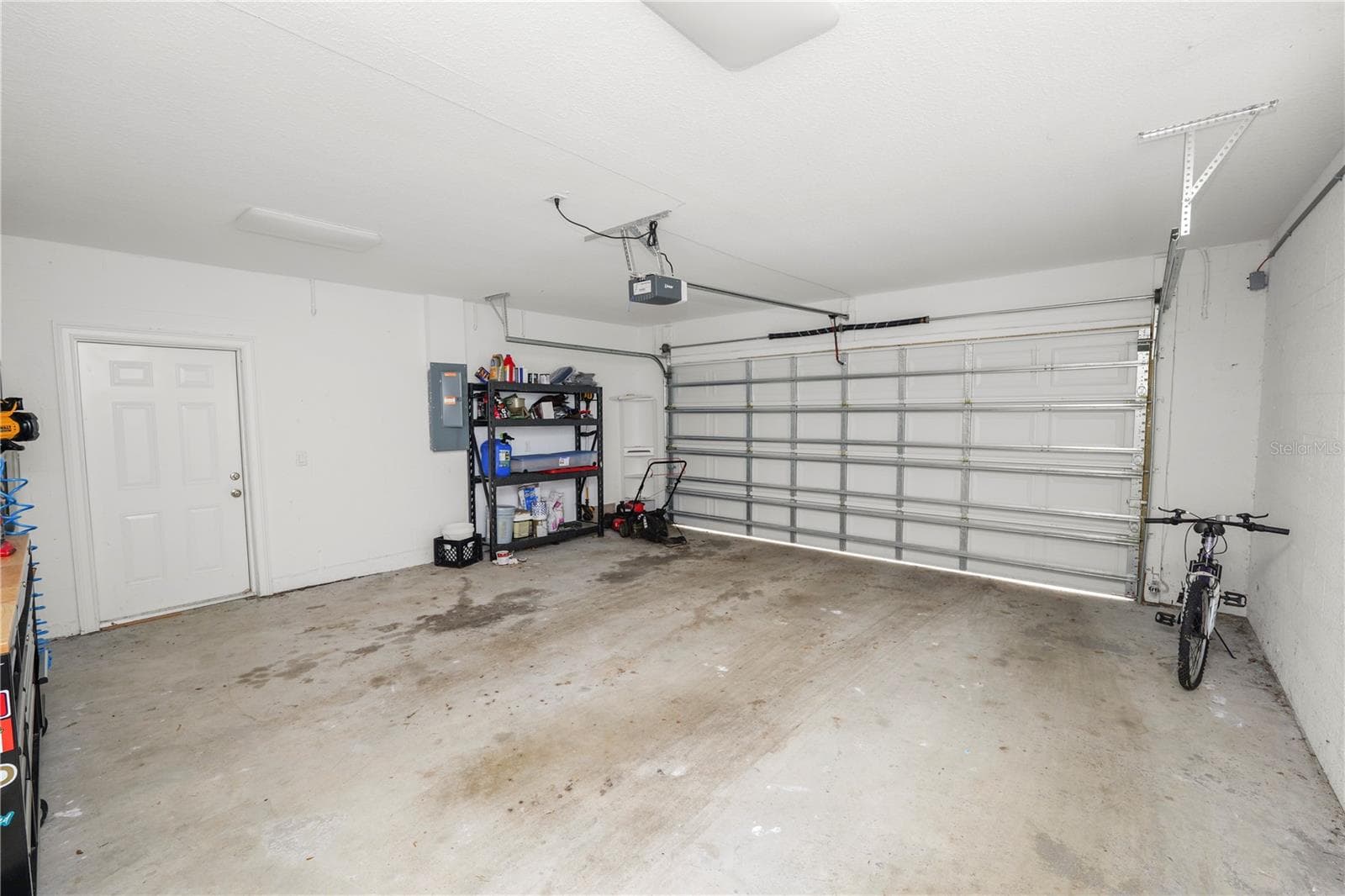 Single Family Residence at 3725 57TH AVE N, ST PETERSBURG, photo 30 of 31