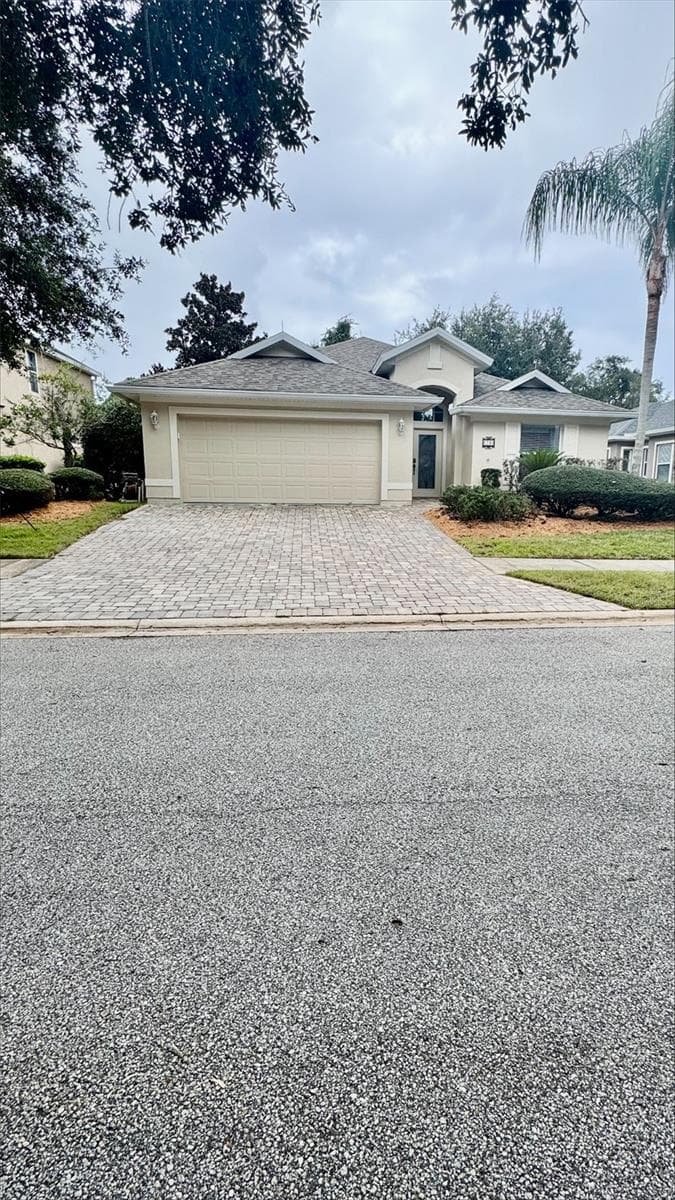74 SOUTHLAKE DR