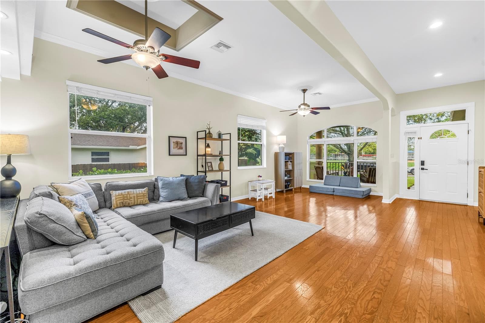 Single Family Residence at 668 ATWOOD AVE N, ST PETERSBURG, photo 13 of 44