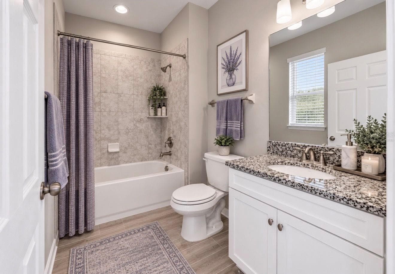 1st floor full bath.Virtually staged - 3179 MARINE GRASS DR, WIMAUMA