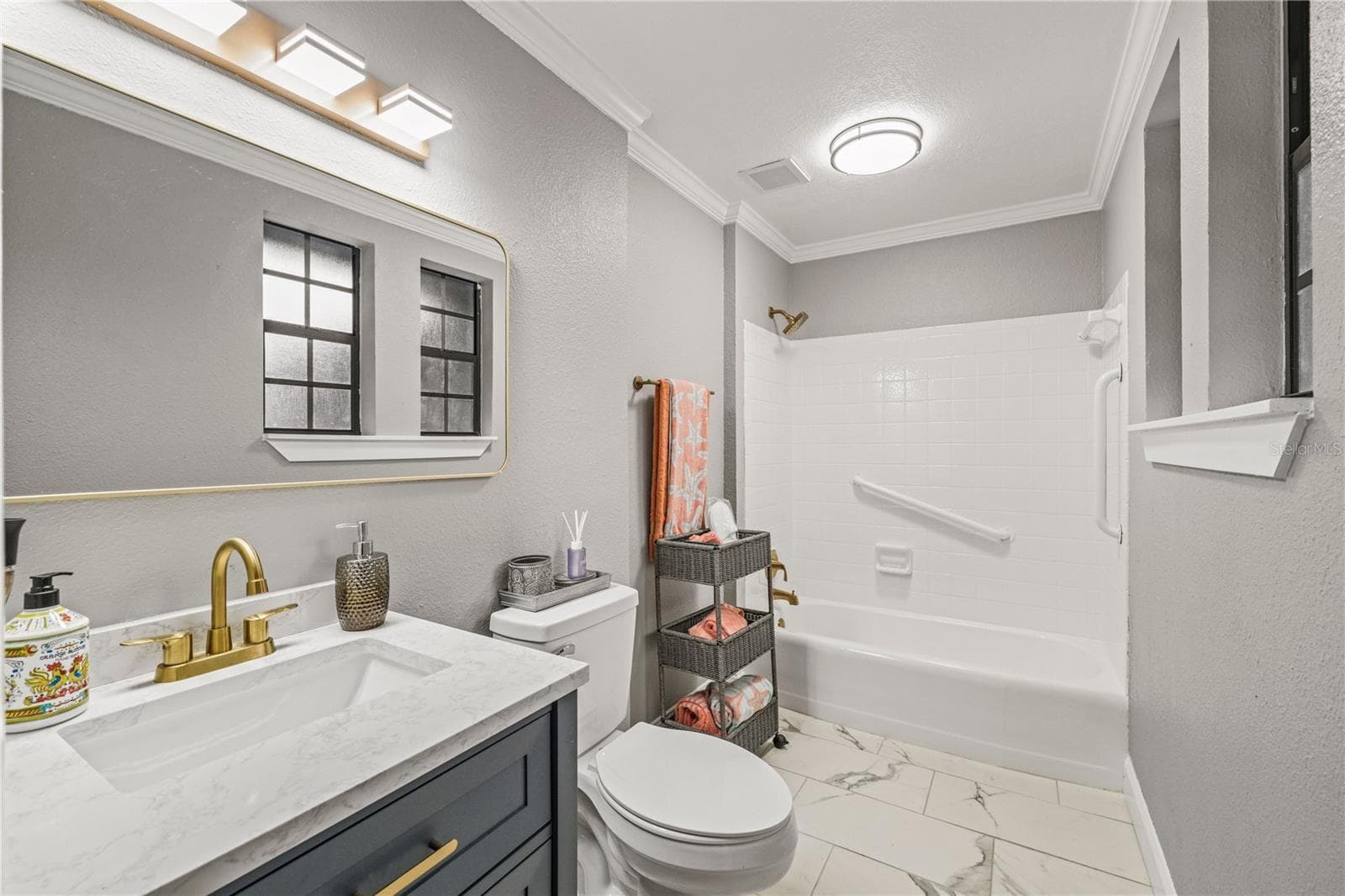 Single Family Residence at 1518 CREST AVE, LEESBURG, photo 18 of 26