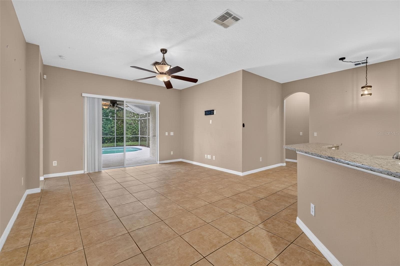 living - 8484 DOVER VIEW LN, ORLANDO