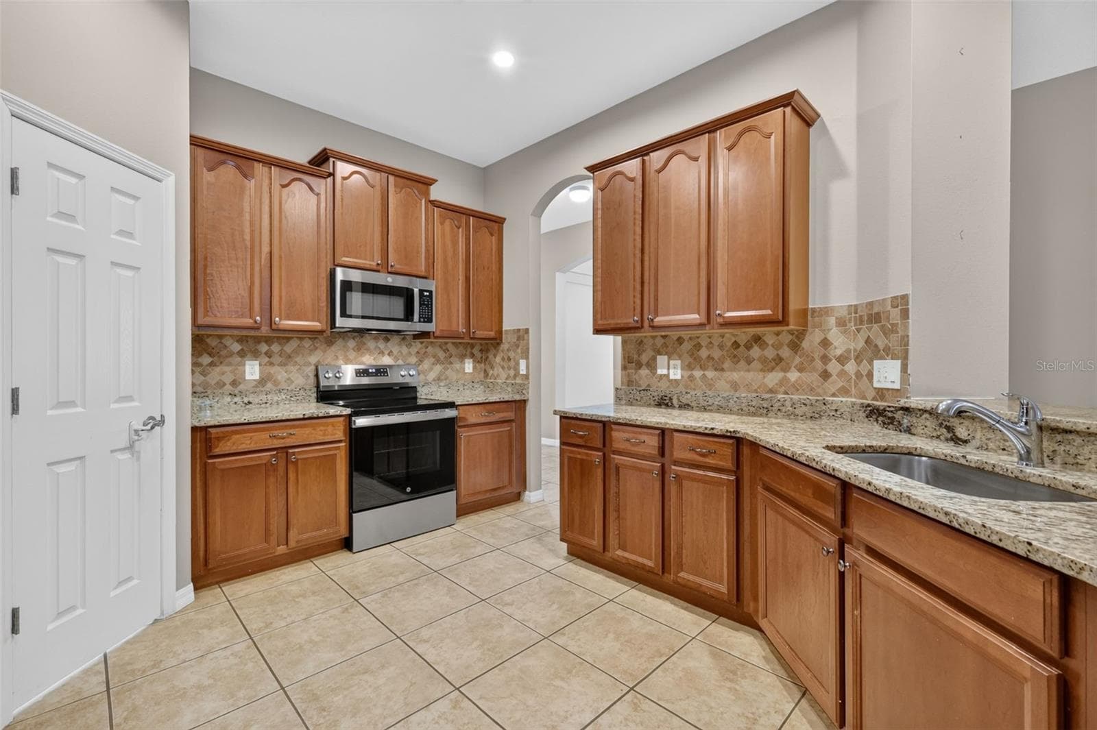 kitchen - 8484 DOVER VIEW LN, ORLANDO