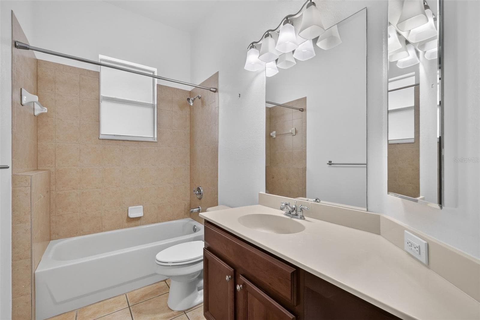 bathroom - 8484 DOVER VIEW LN, ORLANDO