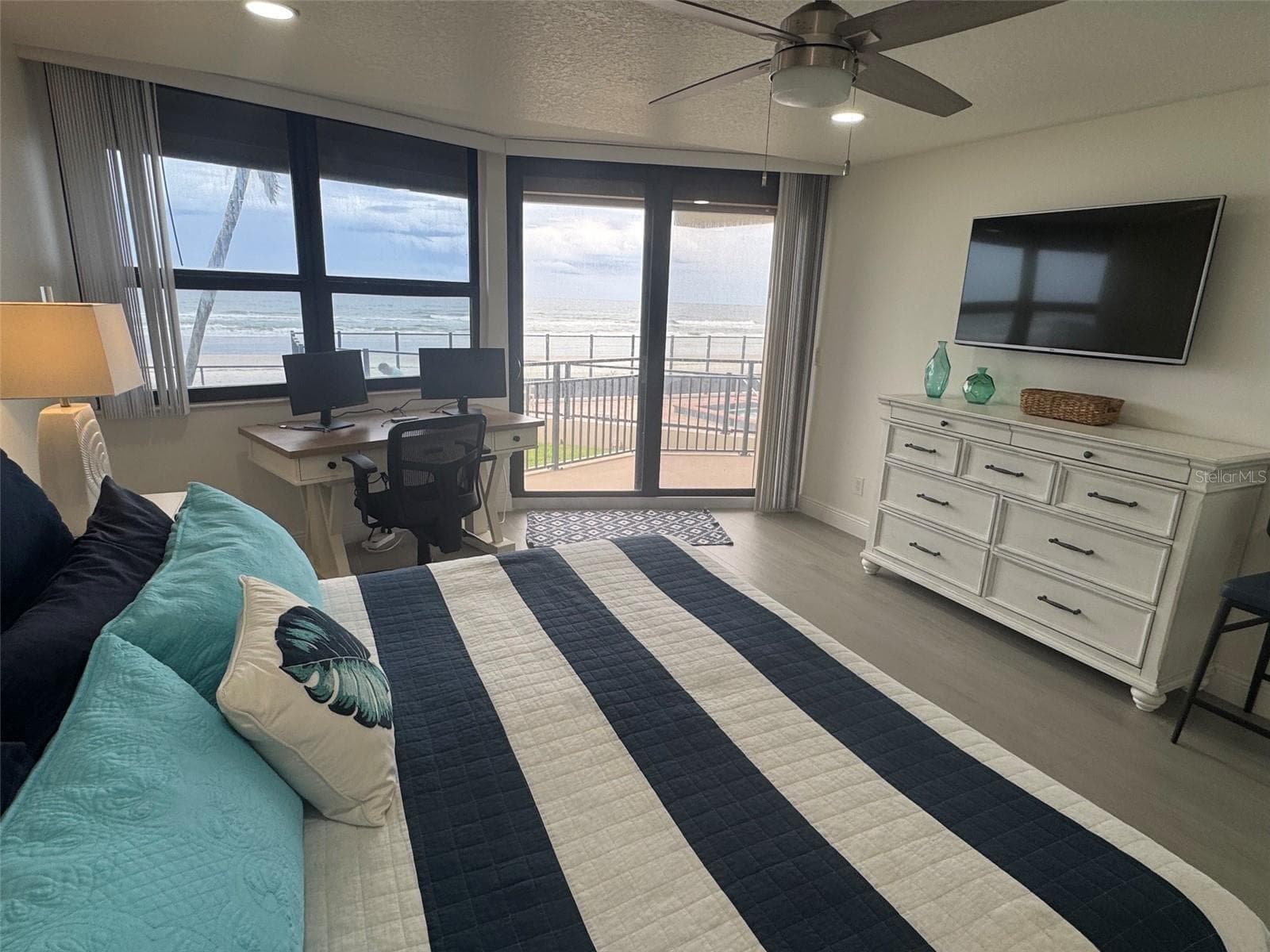 Main Bedroom with TV - 4745 S ATLANTIC AVE #102, PONCE INLET