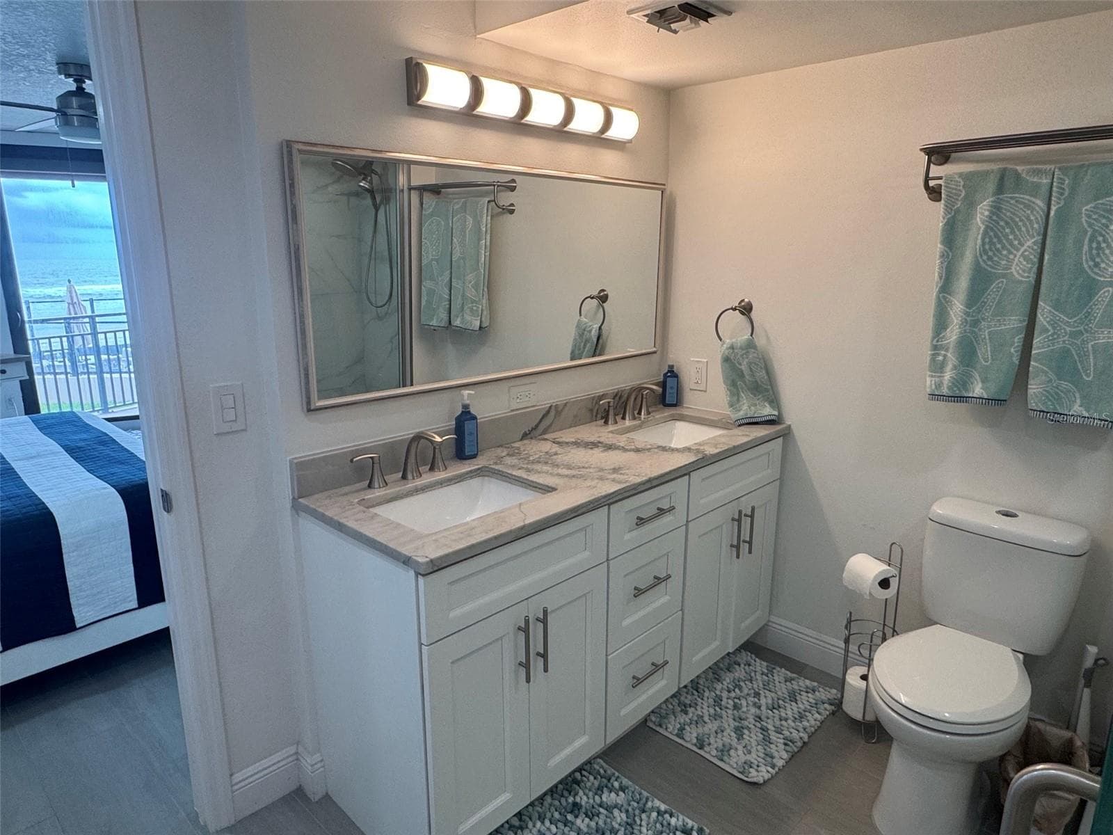 Main Bath with 2 sinks - 4745 S ATLANTIC AVE #102, PONCE INLET
