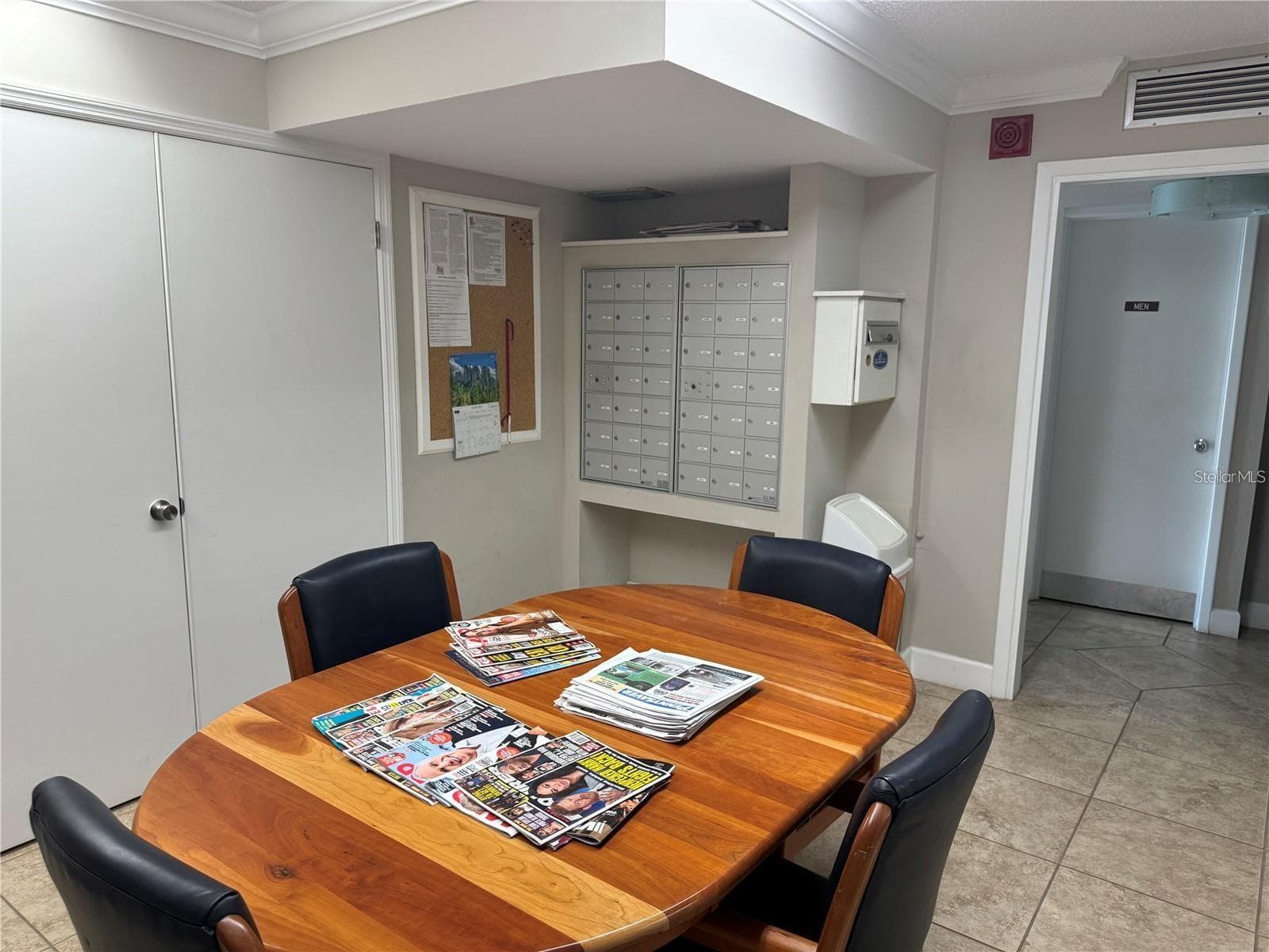 Library/Mail Room - 4745 S ATLANTIC AVE #102, PONCE INLET