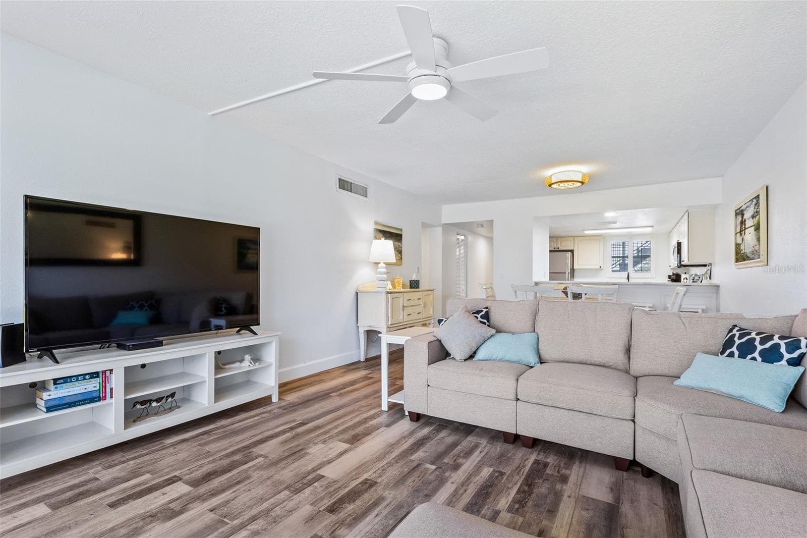 Condominium at 4831 SAXON DR #1080, NEW SMYRNA BEACH, photo 16 of 40