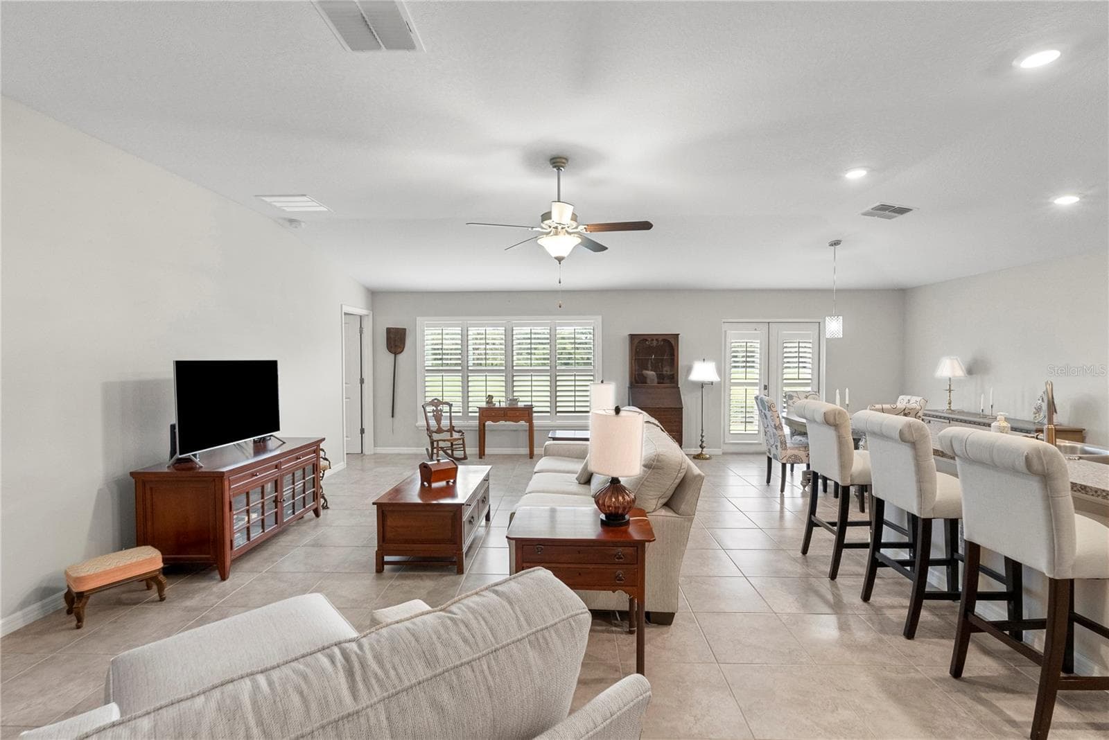 Single Family Residence at 3414 KEARSNEY ABBEY CIR, DOVER, photo 6 of 44