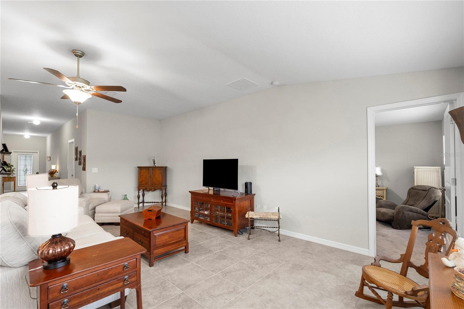 Single Family Residence at 3414 KEARSNEY ABBEY CIR, DOVER, photo 7 of 44