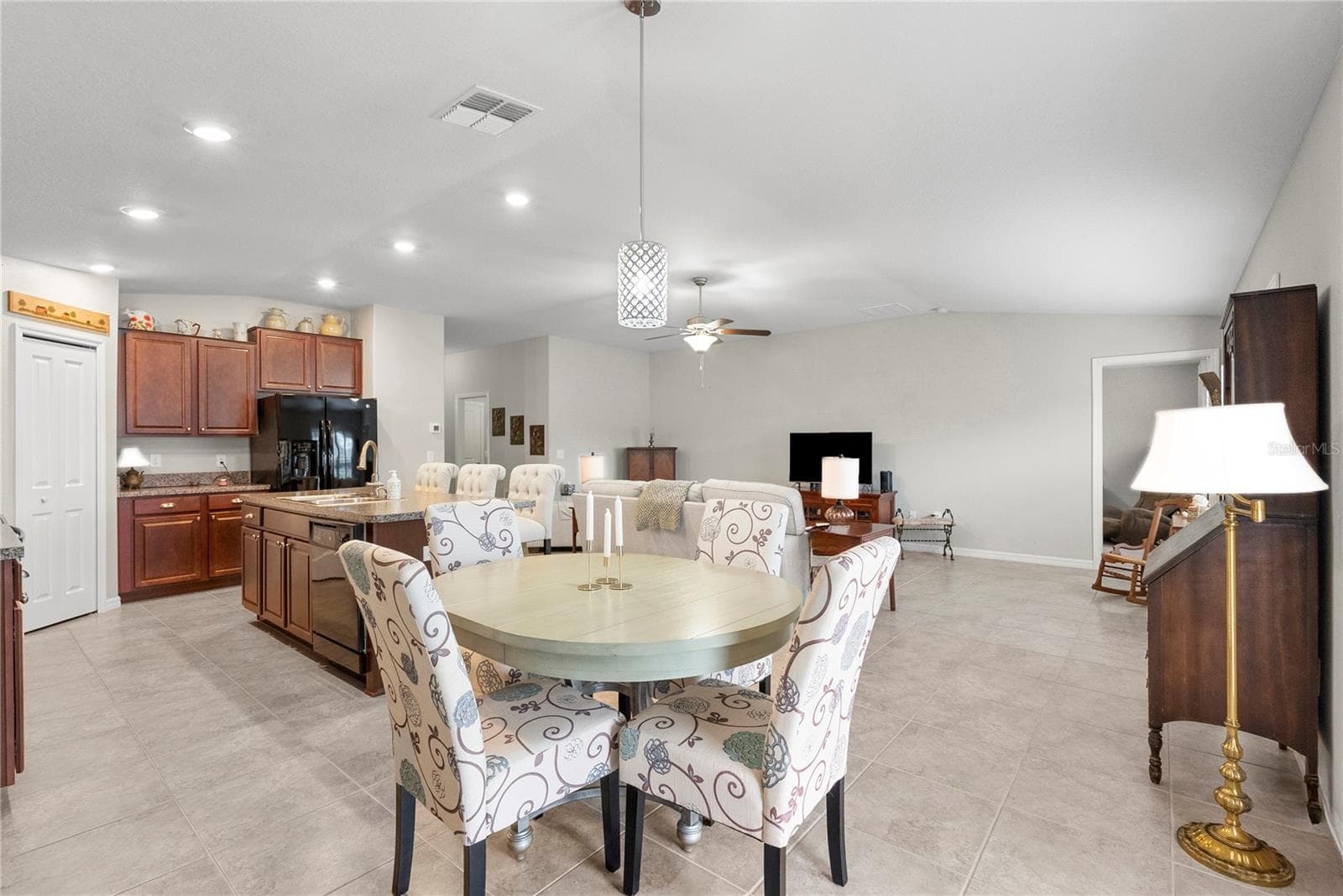 Single Family Residence at 3414 KEARSNEY ABBEY CIR, DOVER, photo 10 of 44