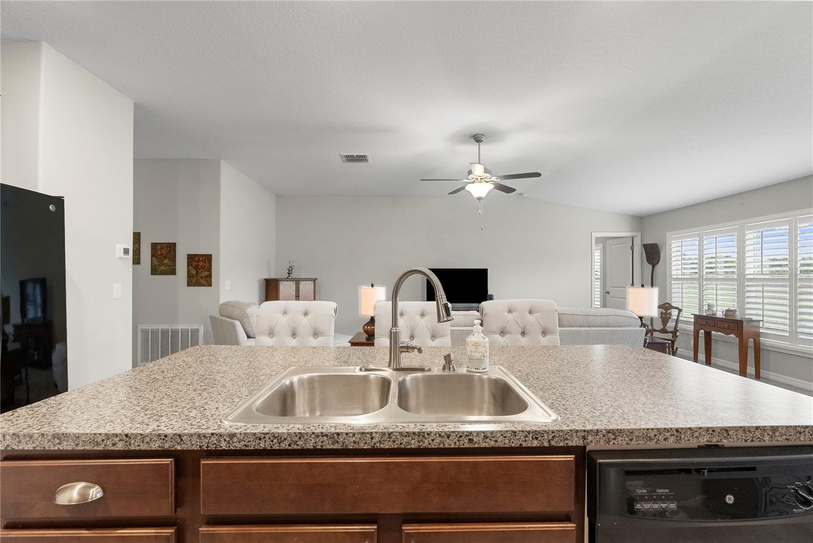 Single Family Residence at 3414 KEARSNEY ABBEY CIR, DOVER, photo 12 of 44