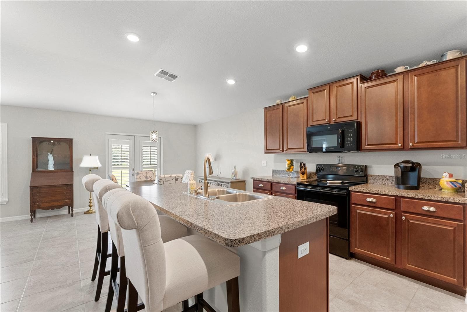 Single Family Residence at 3414 KEARSNEY ABBEY CIR, DOVER, photo 15 of 44