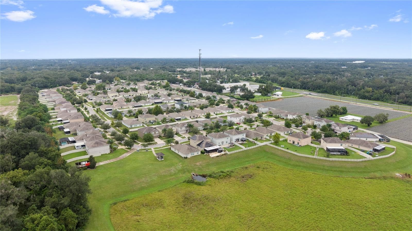 Single Family Residence at 3414 KEARSNEY ABBEY CIR, DOVER, photo 40 of 44
