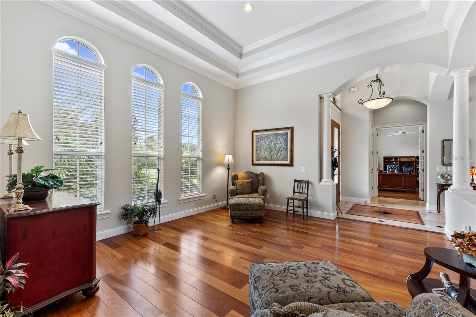 FORMAL LR 2 - 755 MILLS ESTATE PL, CHULUOTA