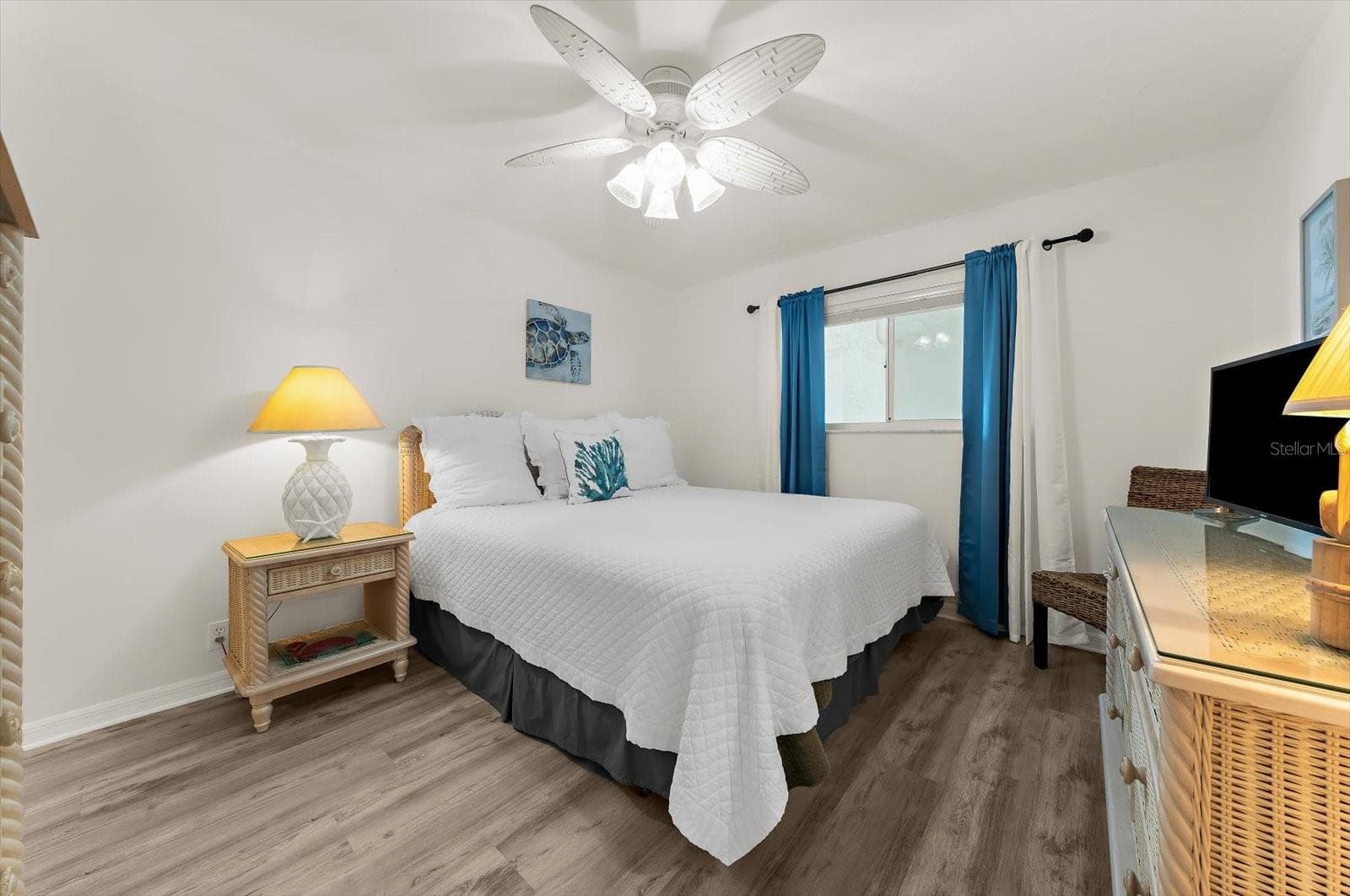 Condominium at 8911 MIDNIGHT PASS RD #511, SARASOTA, photo 11 of 78