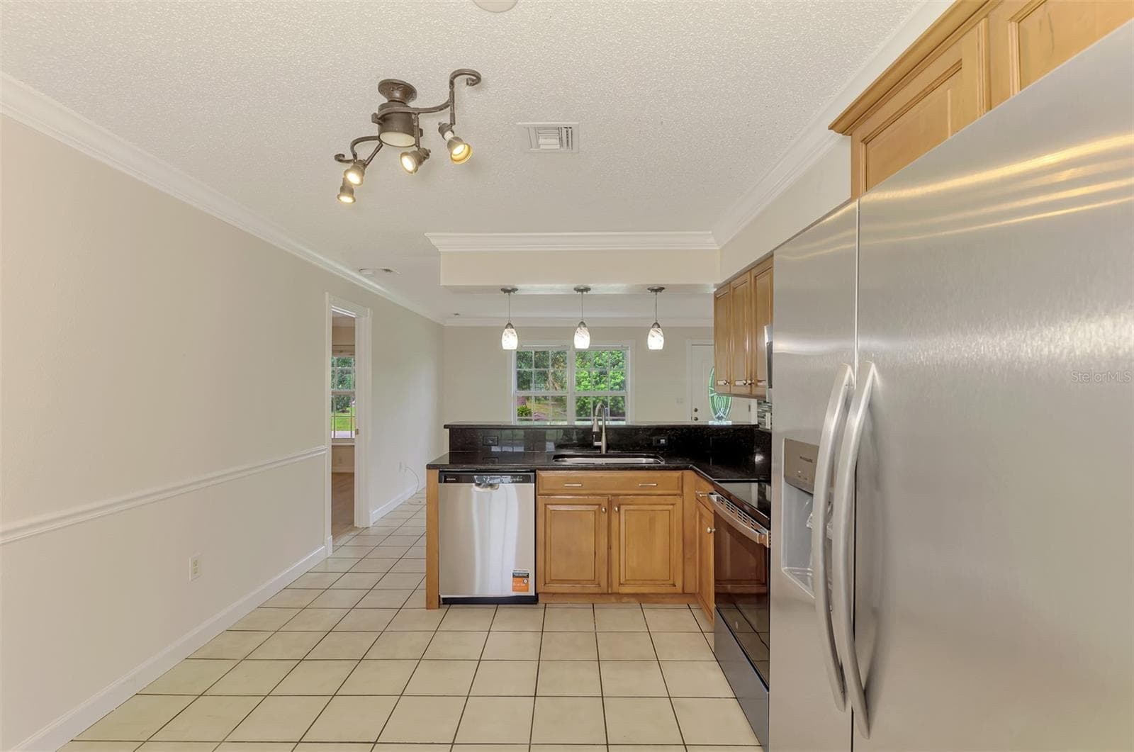 Kitchen - 11036 JACQUELINE AVE, ENGLEWOOD