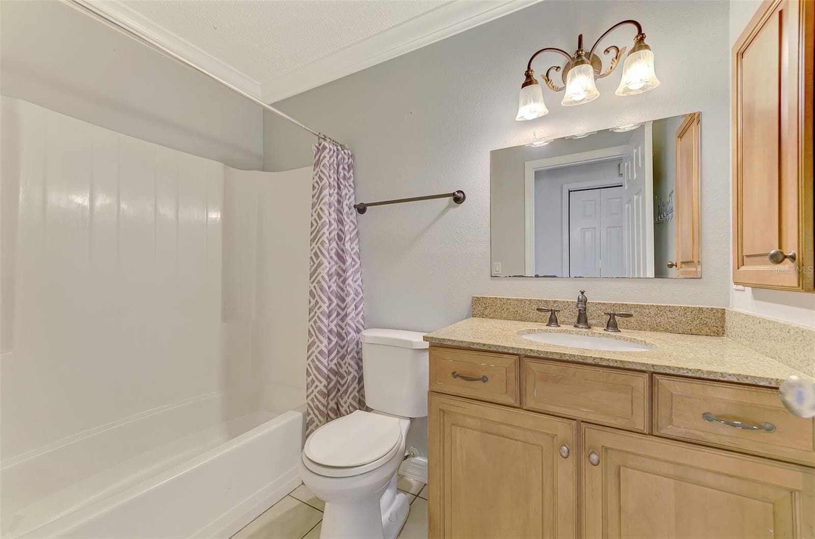 Guest Bathroom - 11036 JACQUELINE AVE, ENGLEWOOD