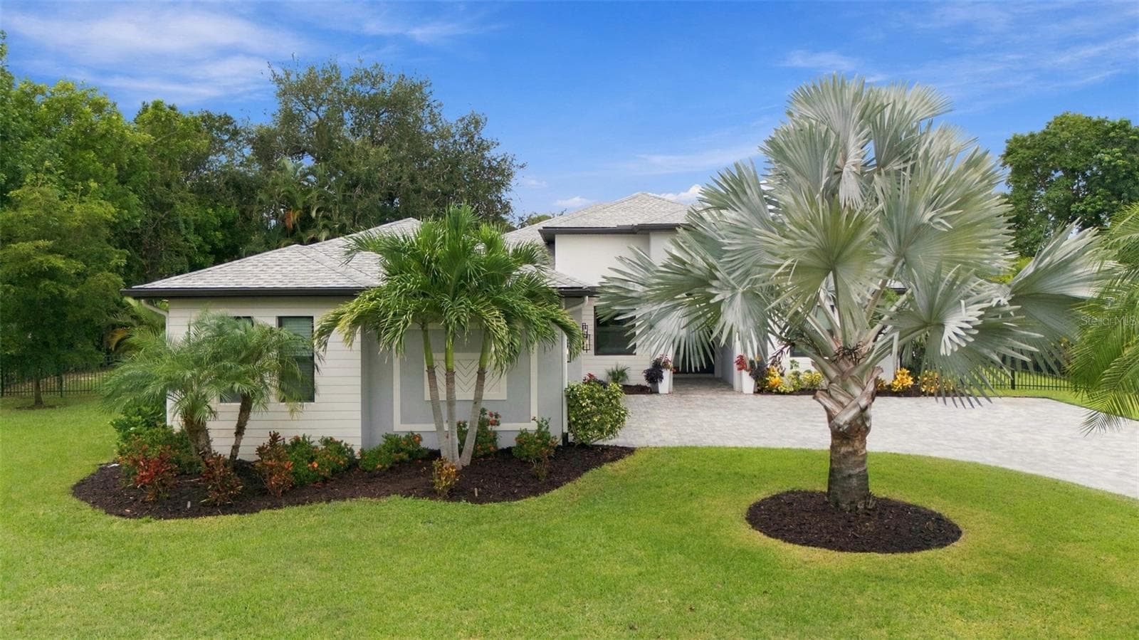 Single Family Residence at 3946 COUNTRY VIEW DR, SARASOTA, photo 3 of 98