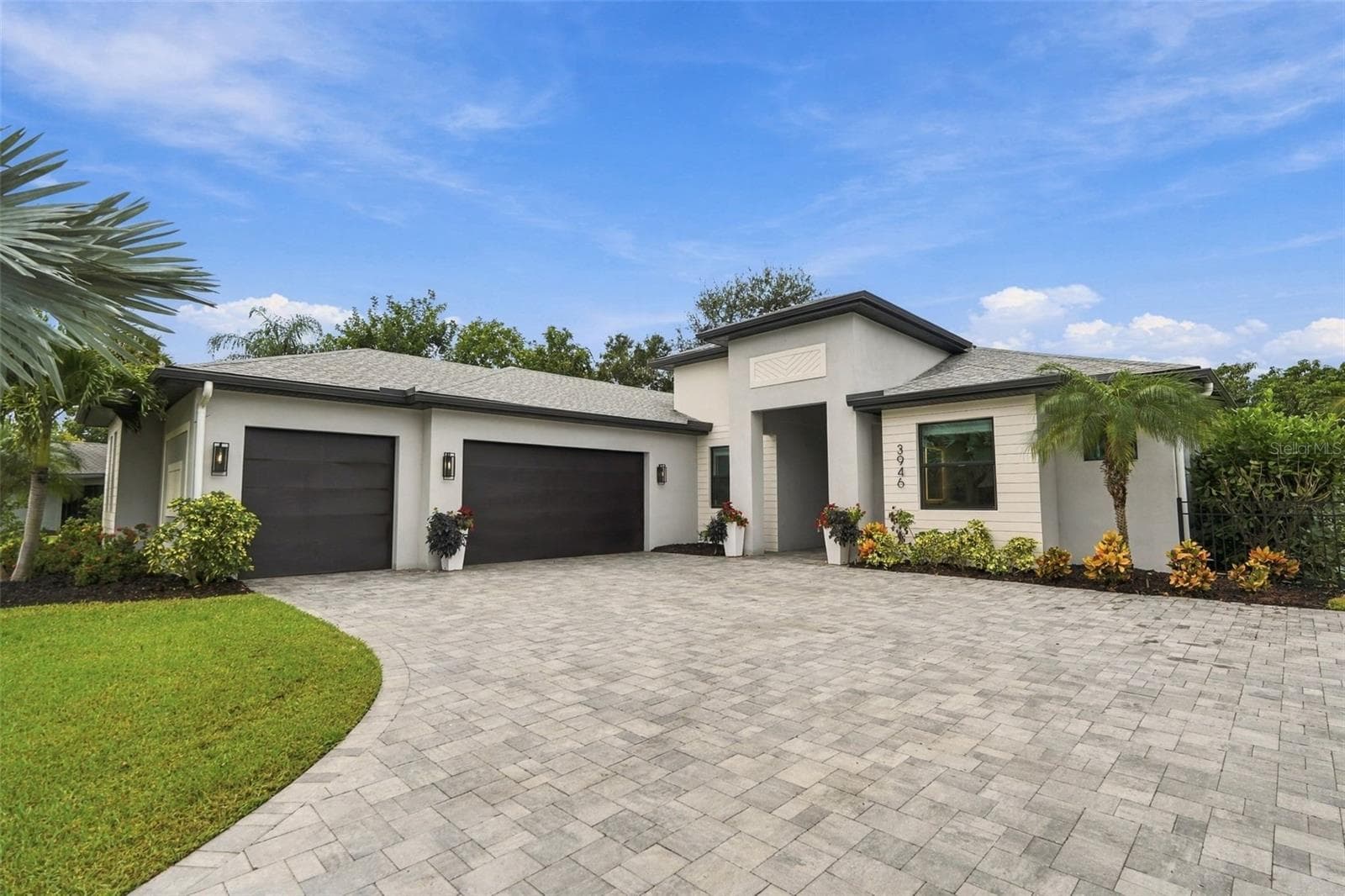 Single Family Residence at 3946 COUNTRY VIEW DR, SARASOTA, photo 6 of 98