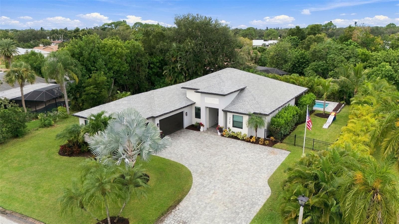 Single Family Residence at 3946 COUNTRY VIEW DR, SARASOTA, photo 8 of 98