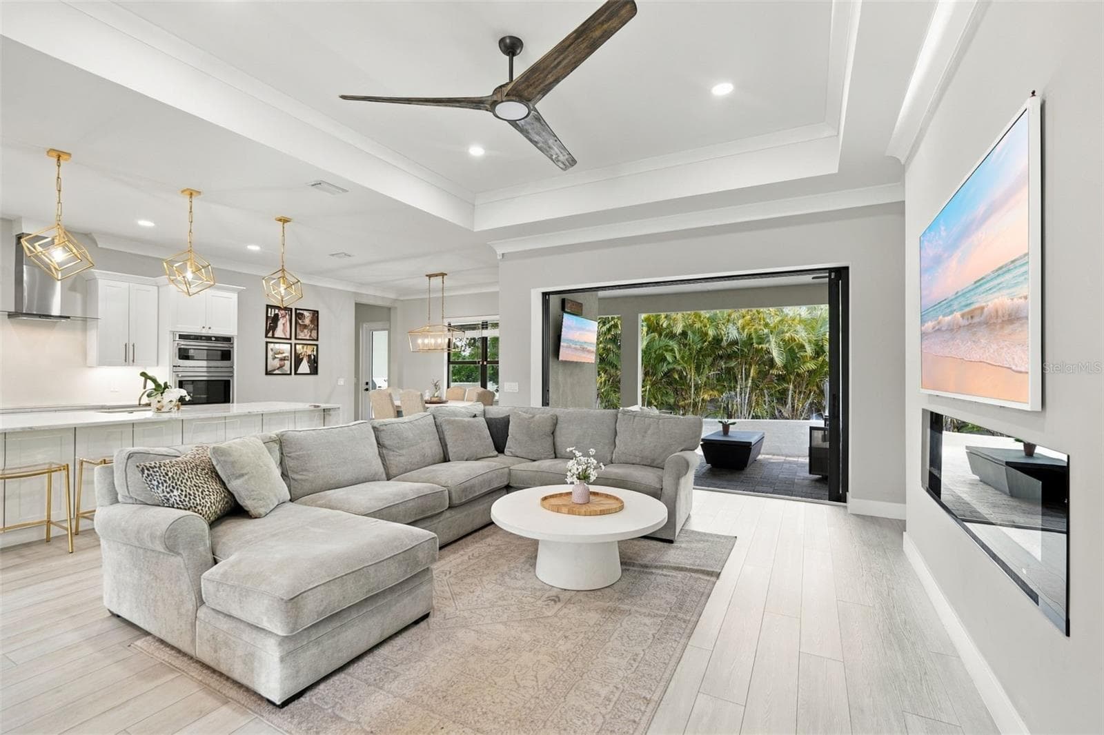 Single Family Residence at 3946 COUNTRY VIEW DR, SARASOTA, photo 17 of 98