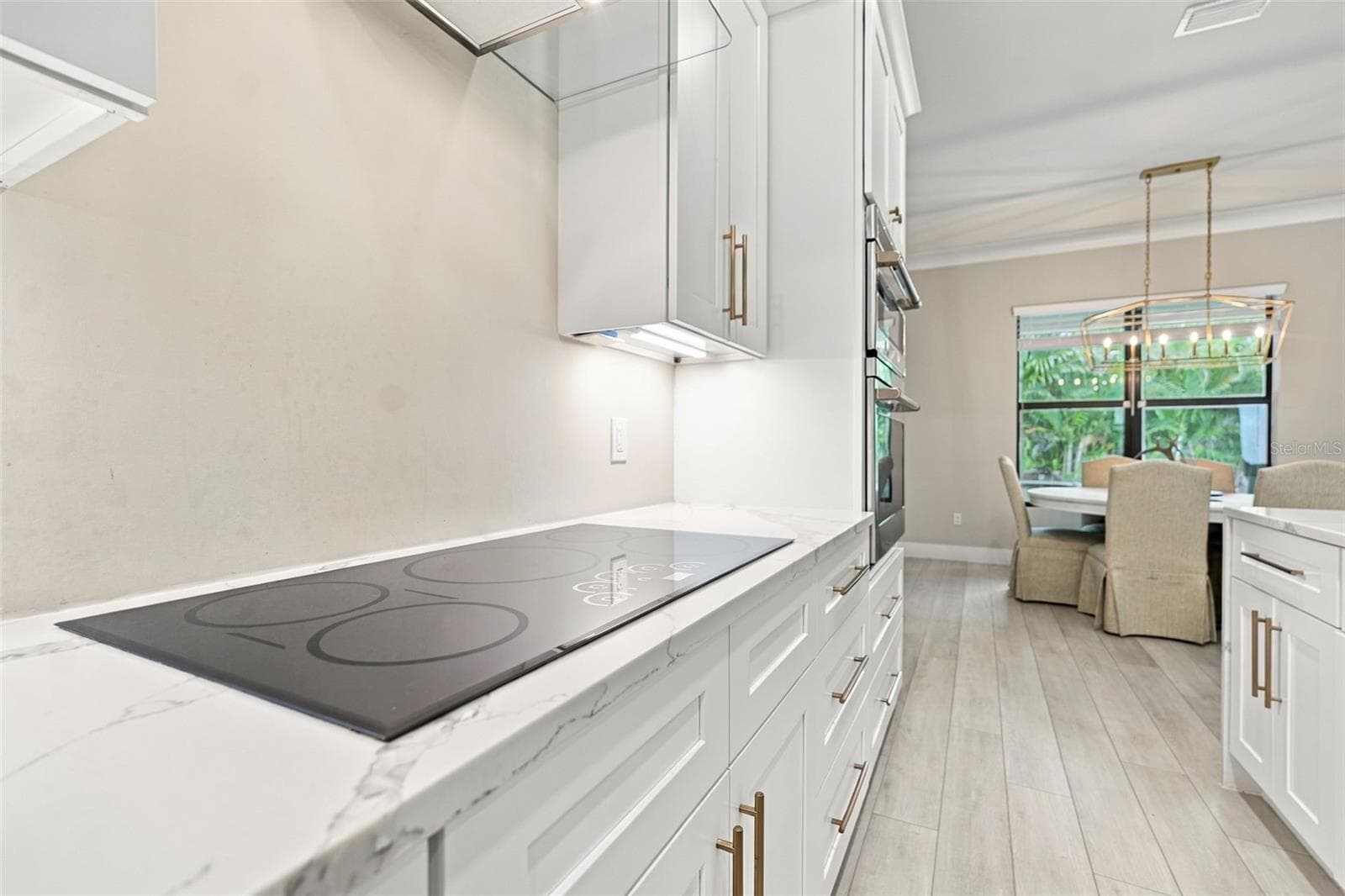 Single Family Residence at 3946 COUNTRY VIEW DR, SARASOTA, photo 28 of 98