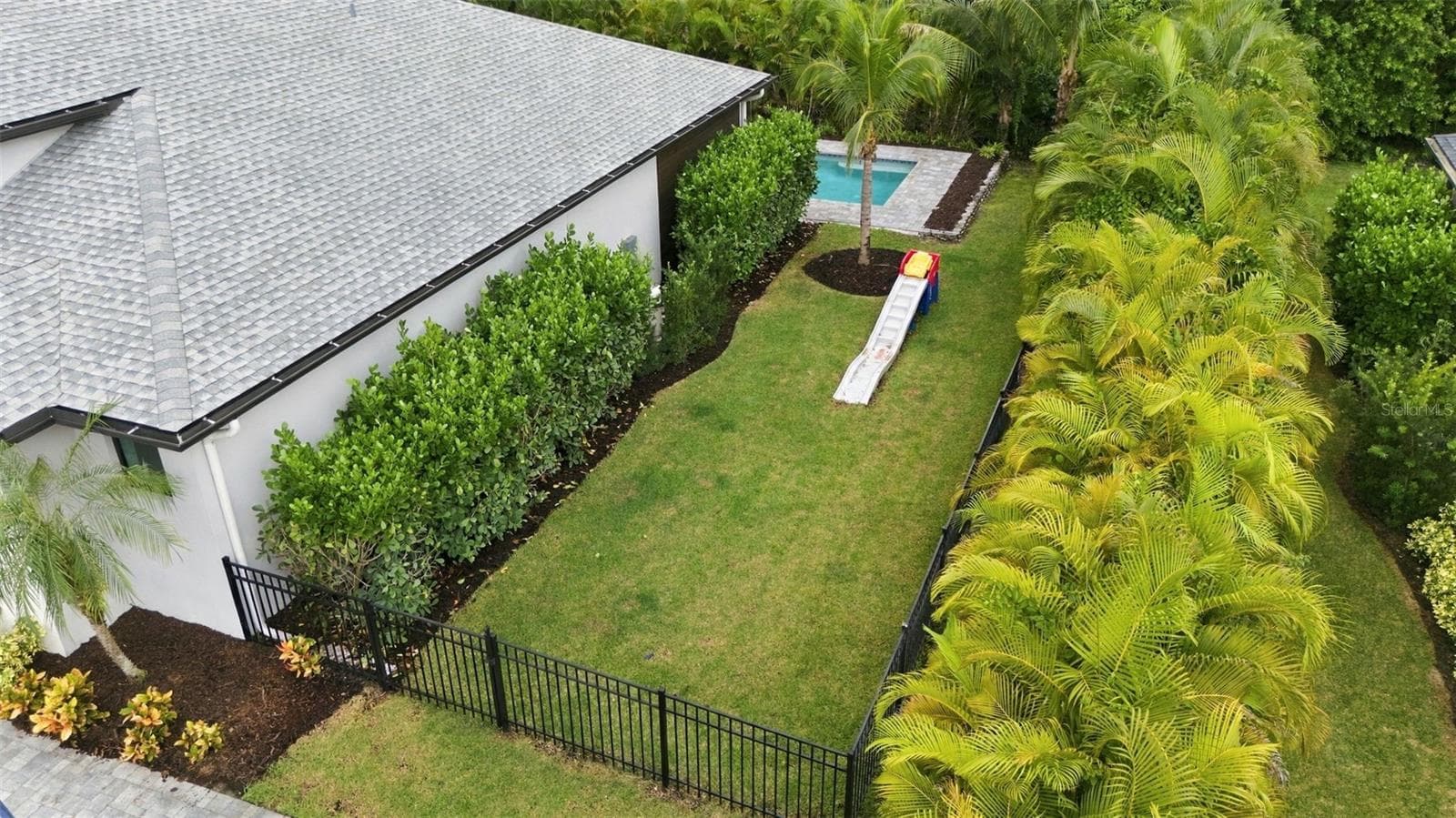 Single Family Residence at 3946 COUNTRY VIEW DR, SARASOTA, photo 75 of 98
