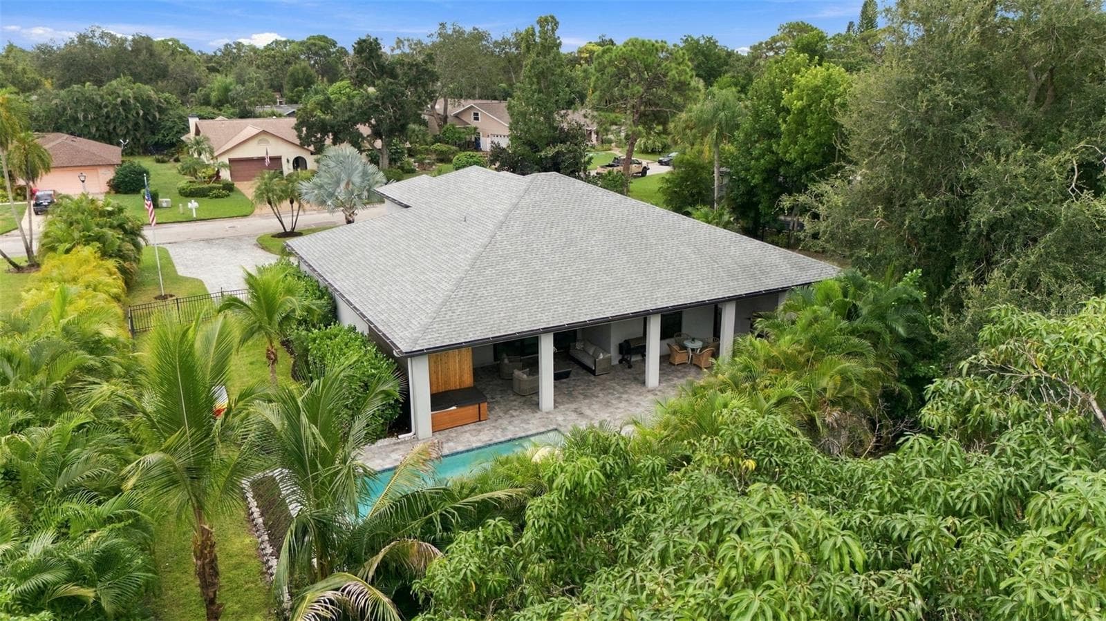 Single Family Residence at 3946 COUNTRY VIEW DR, SARASOTA, photo 84 of 98