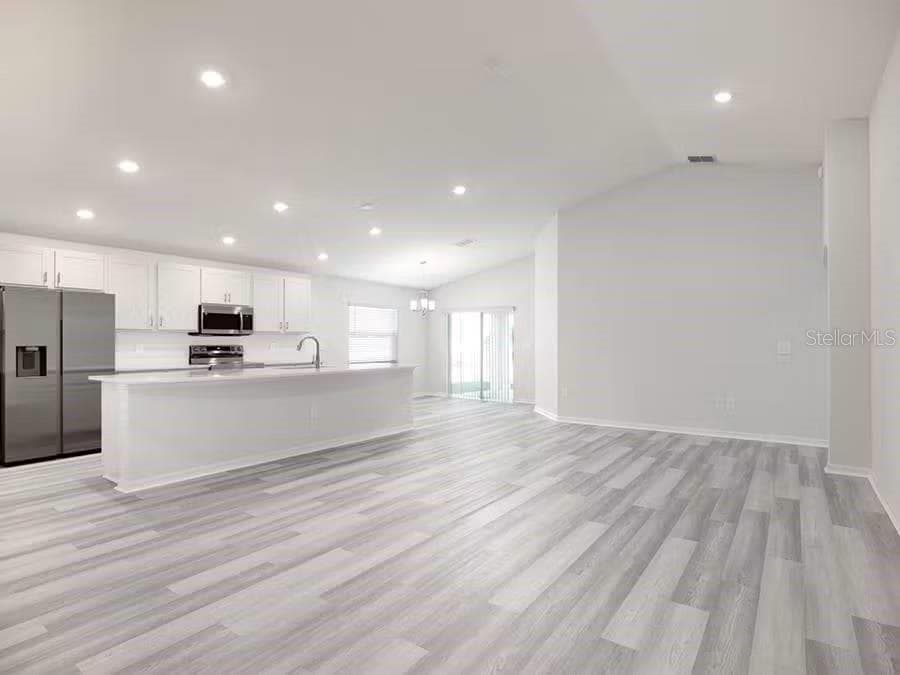 Single Family Residence at 12336 ALTEZA CIR, RIVERVIEW, photo 8 of 11