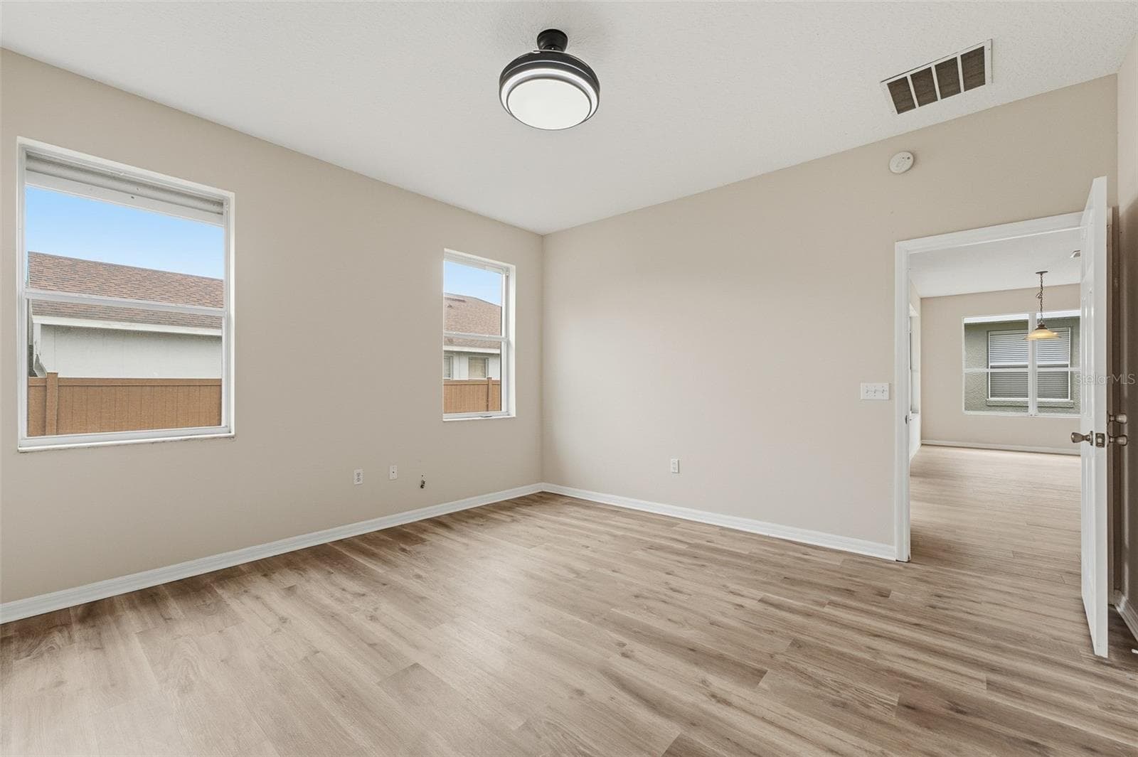 Single Family Residence at 185 VENETIAN BAY CIR, SANFORD, photo 21 of 41