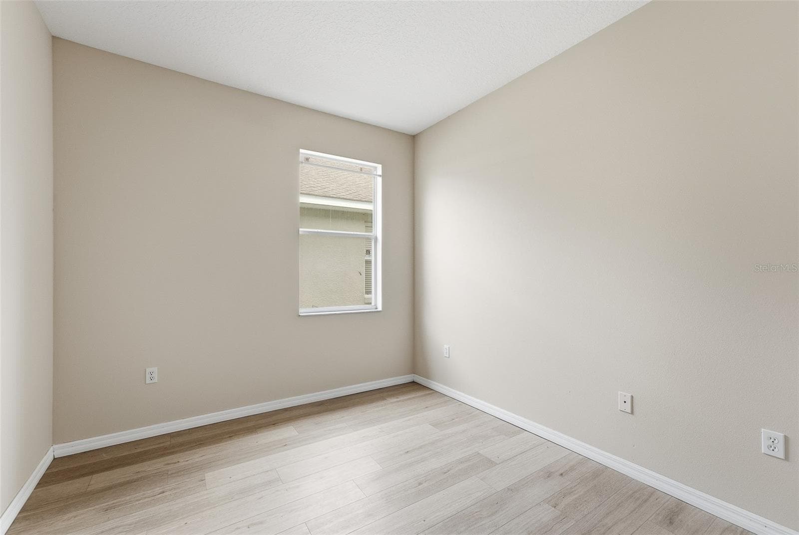 Single Family Residence at 185 VENETIAN BAY CIR, SANFORD, photo 28 of 41