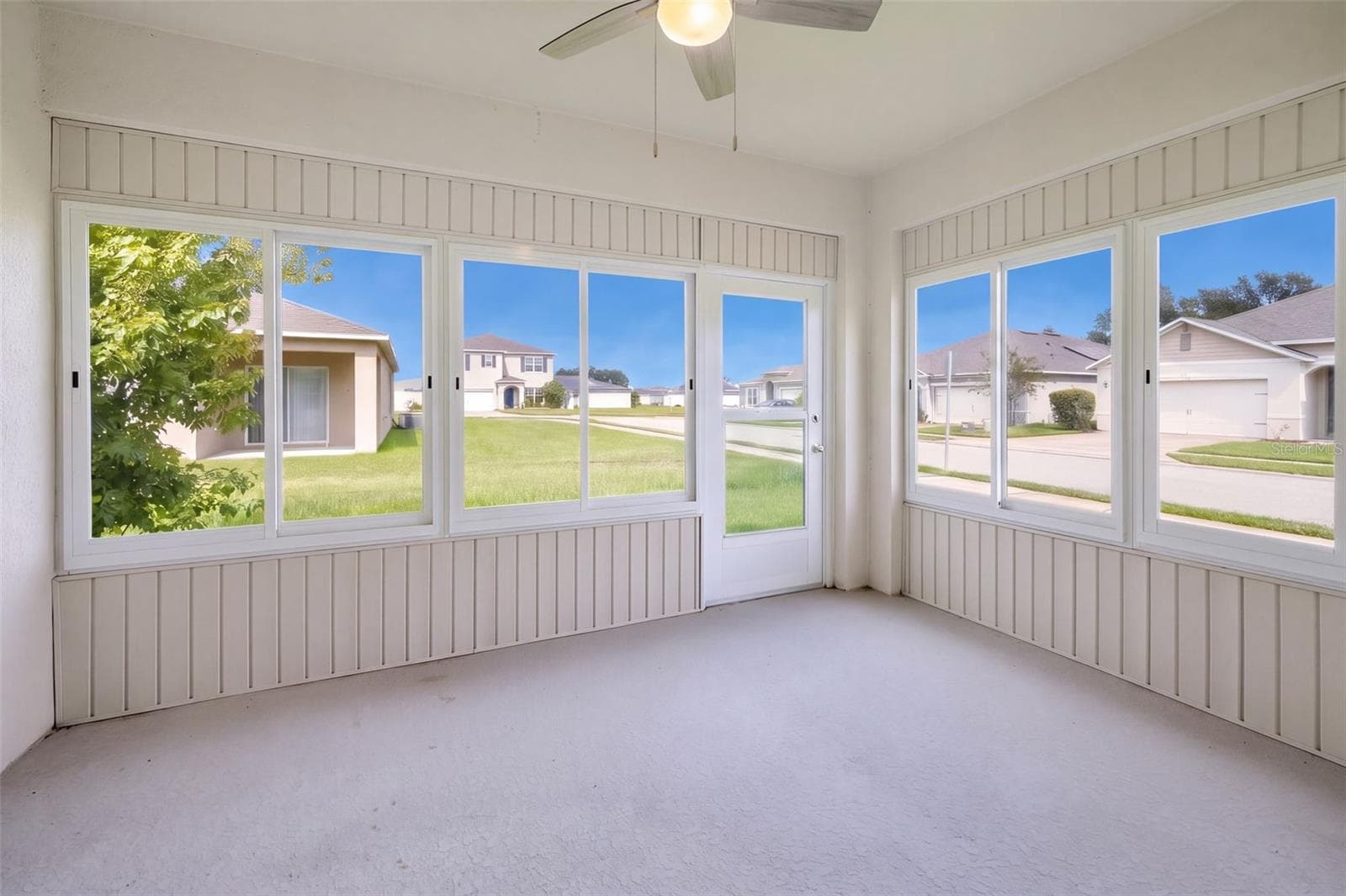 Florida Room features hurricane impact windows & door - 2415 BRASSIE CT, WINTER HAVEN