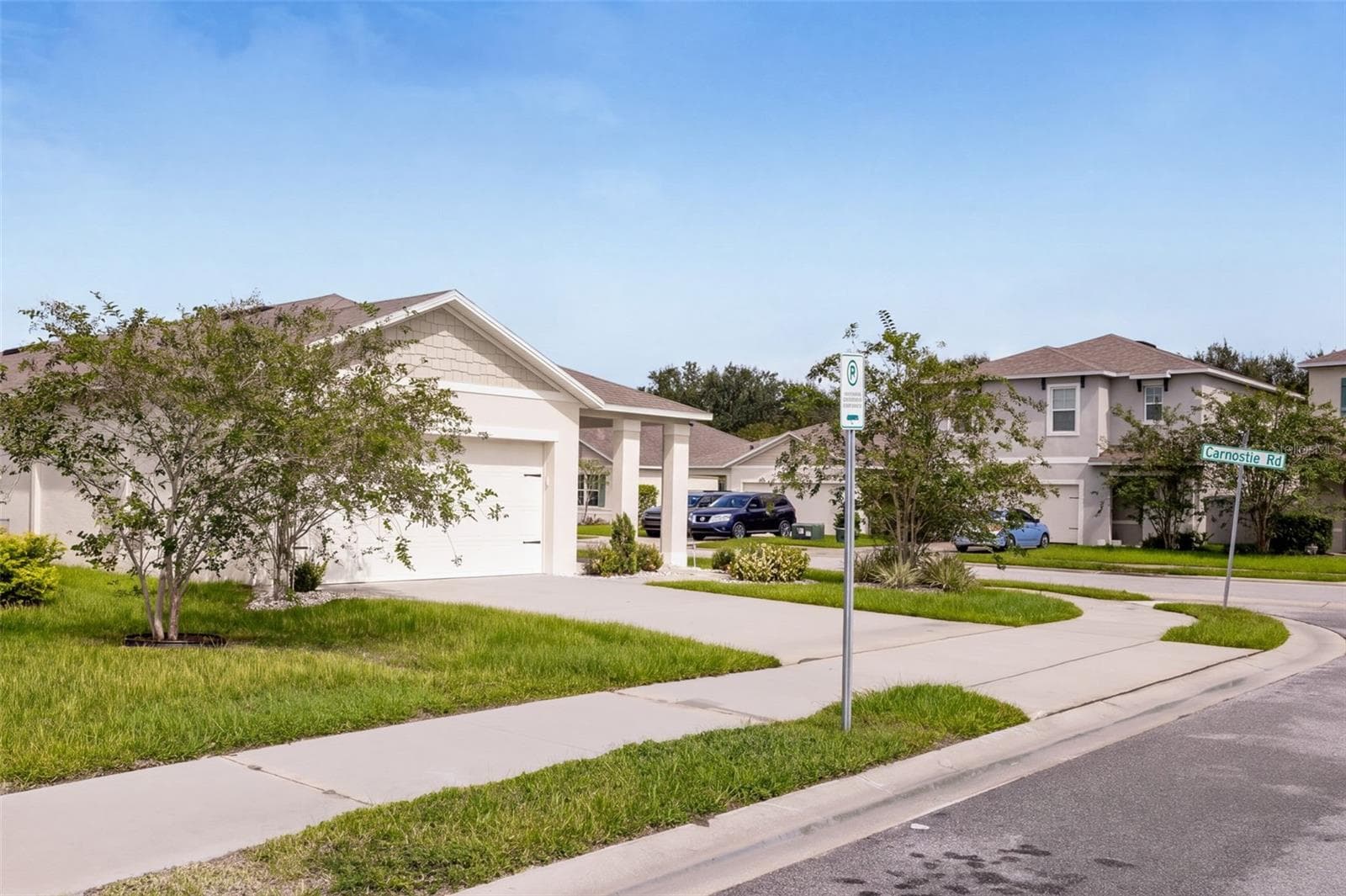 2 Car Garage - 2415 BRASSIE CT, WINTER HAVEN