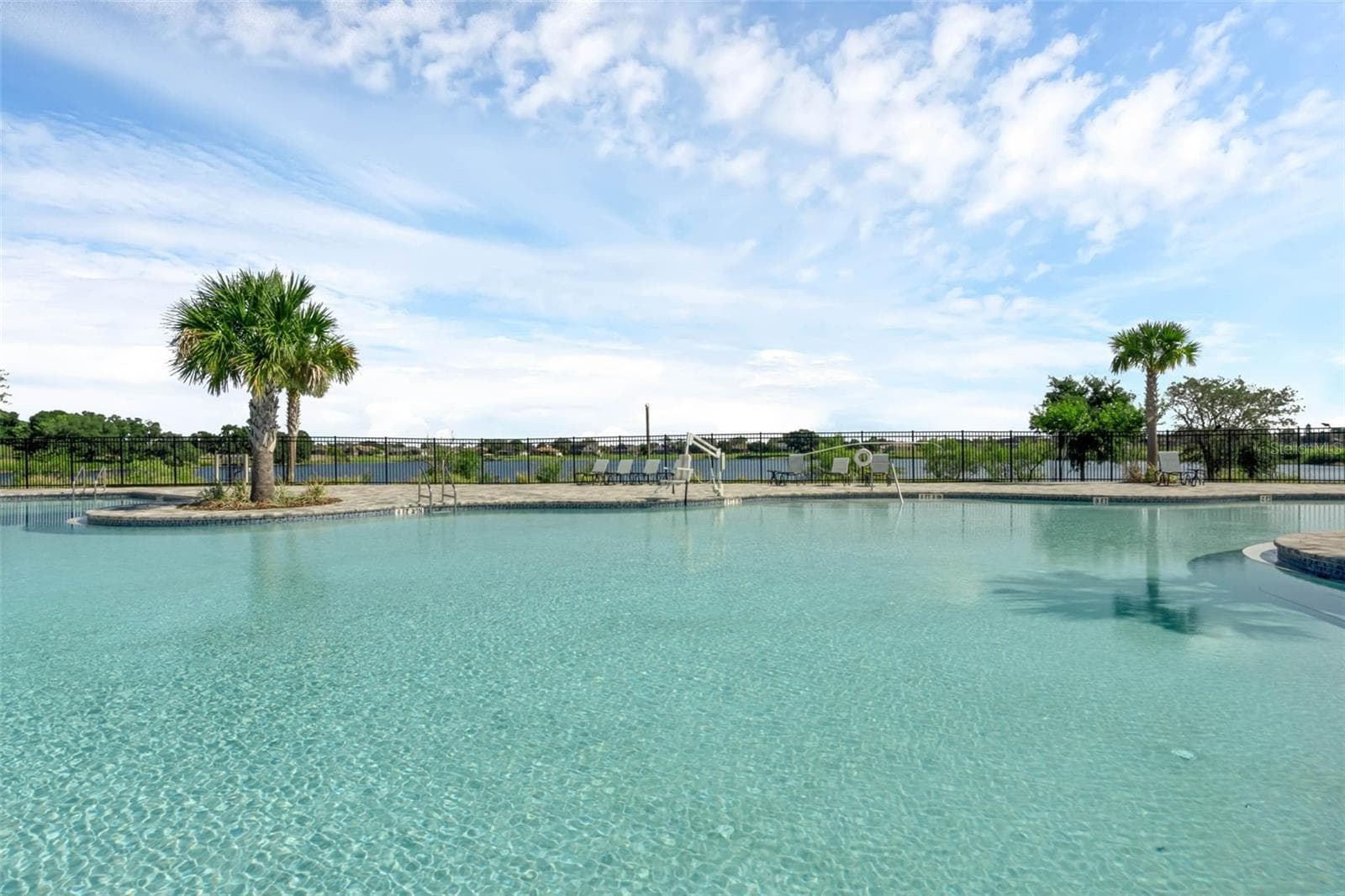 Lakefront Pool - 2415 BRASSIE CT, WINTER HAVEN