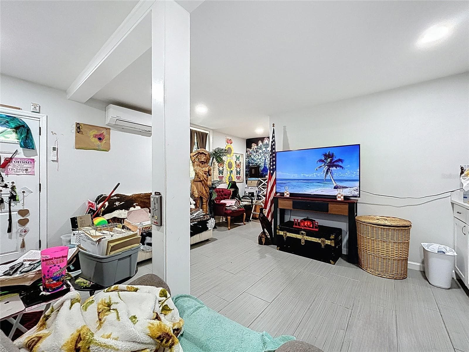 Unit 3 - Living room - 37250 FLORIDA AVE, DADE CITY