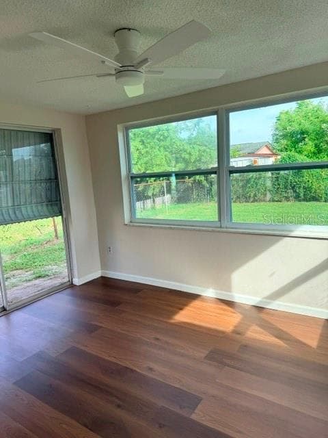 Single Family Residence at 7323 OAK CREST DR, PORT RICHEY, photo 12 of 31