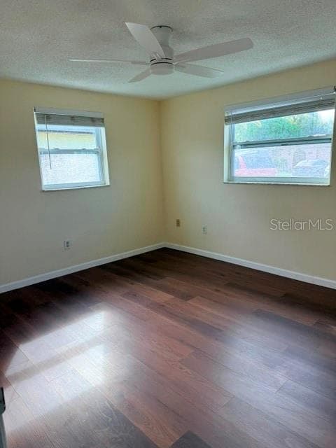 Single Family Residence at 7323 OAK CREST DR, PORT RICHEY, photo 15 of 31