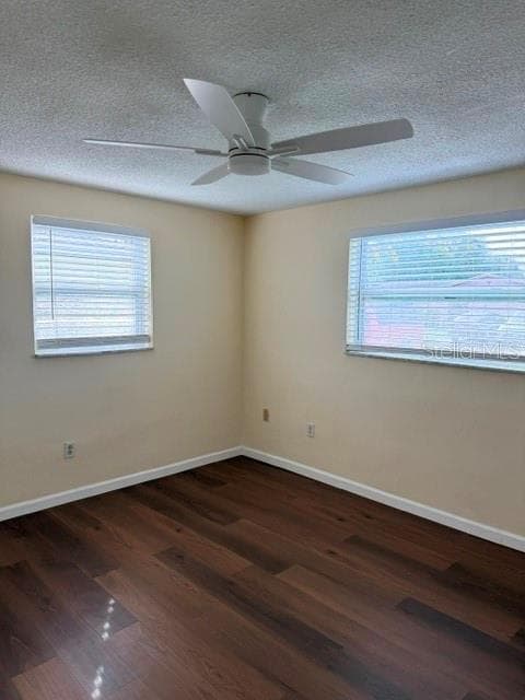 Single Family Residence at 7323 OAK CREST DR, PORT RICHEY, photo 19 of 31